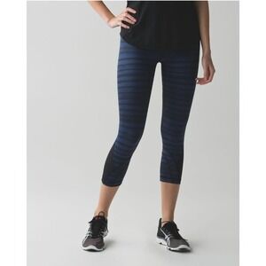 Lululemon Run: Inspire Crop II‎ *Full-On Luxtreme Mesh Size 4